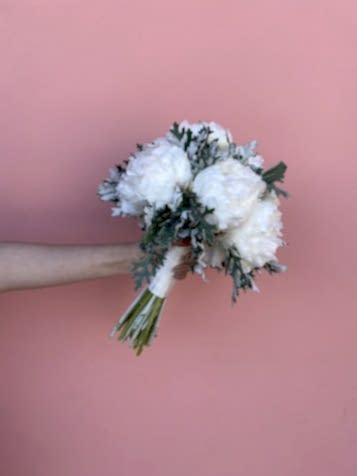 Beyaz Şakayık ve Dusty Miller Gelin Buketi & Damat Yaka Çiçeği