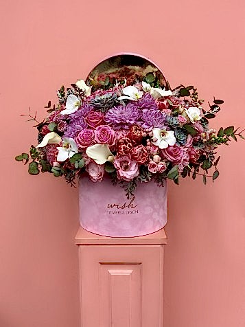 Pembe Kadife Kutuda Grand Deluxe Silva Aranjman