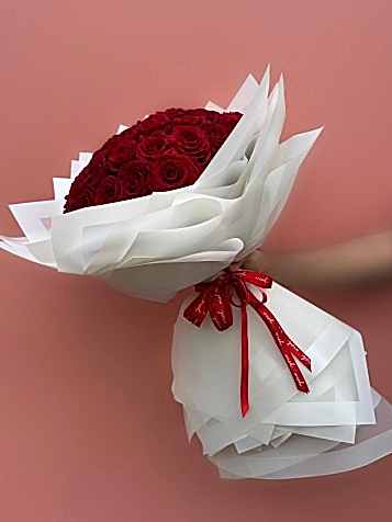 Forever Yours Özel Kırmızı Gül Sevgililer Günü Buketi